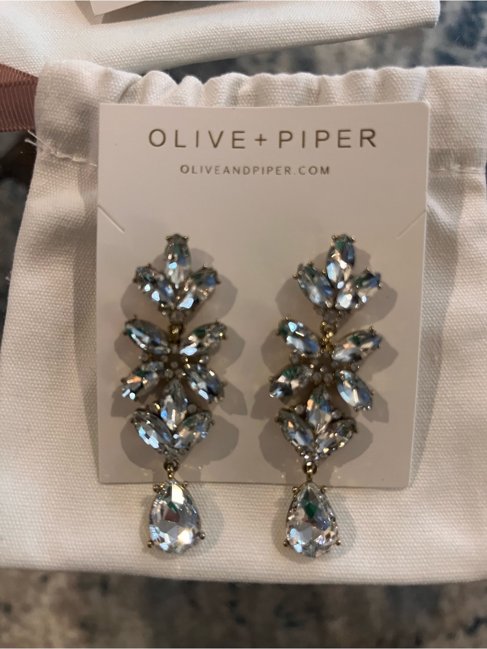 OLIVE + PIPER Crystal Drop Statement Earrings in Clear